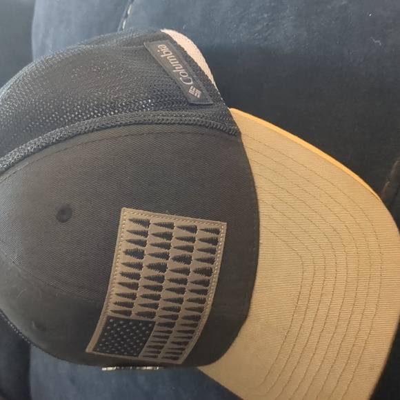 Columbia gear - Picture 2 of 3